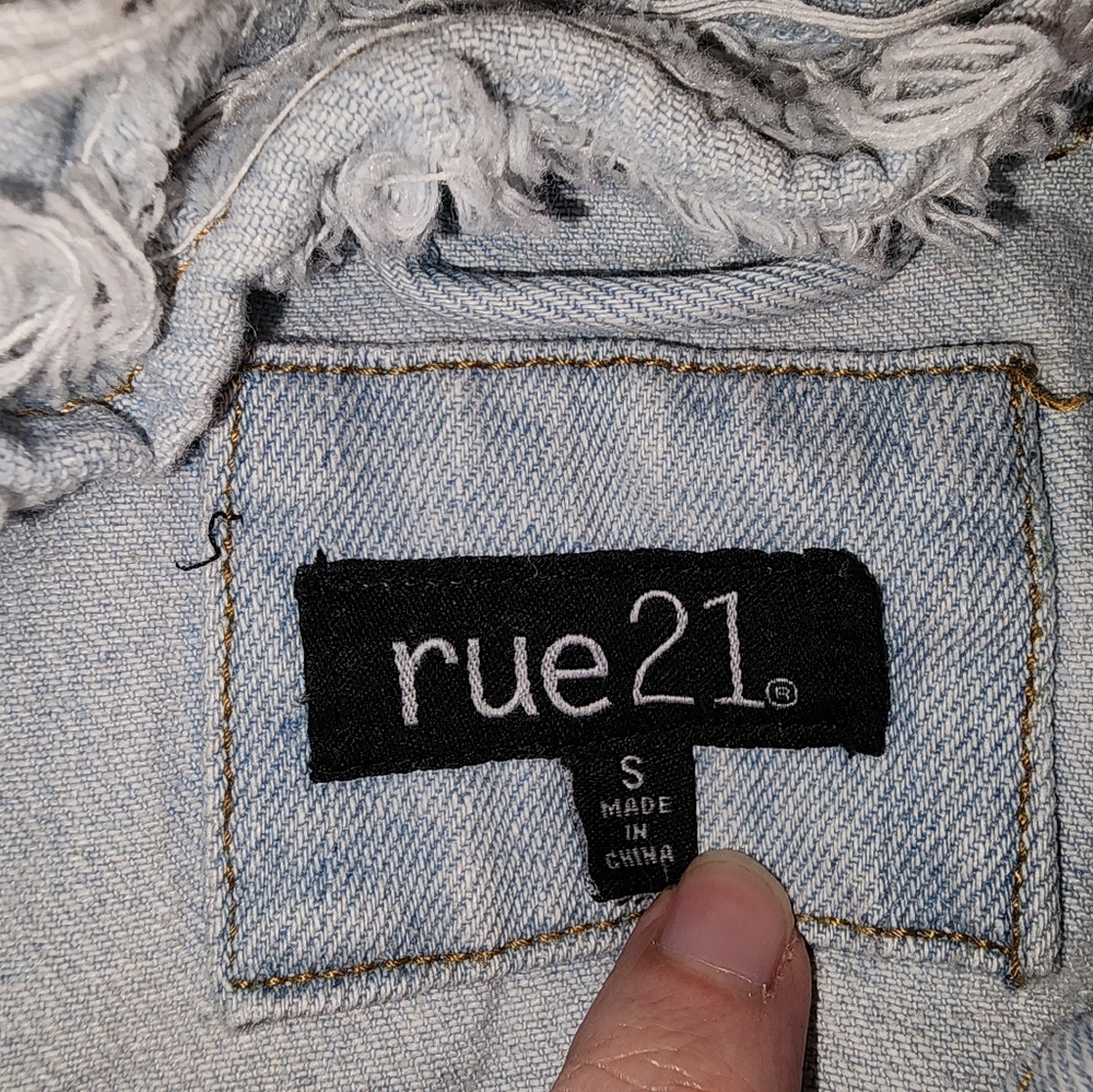 Jean Jacket - Picture 7 of 8